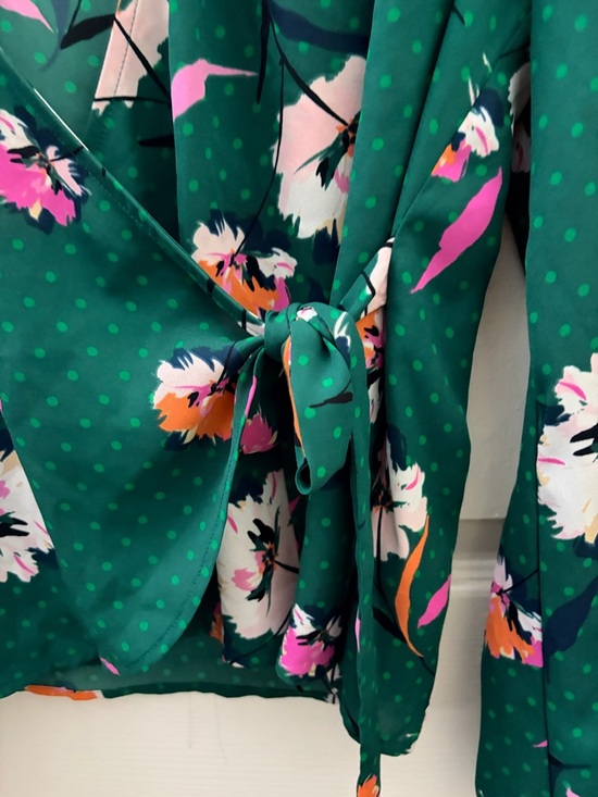 Express Green Floral Polka Dot Wrap Blouse With Tie Waist Size Medium - Picture 6 of 8